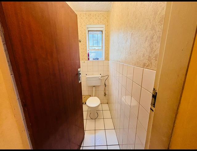 3 BEDROOM APARTMENT FOR SALE IN SUNNYSIDE